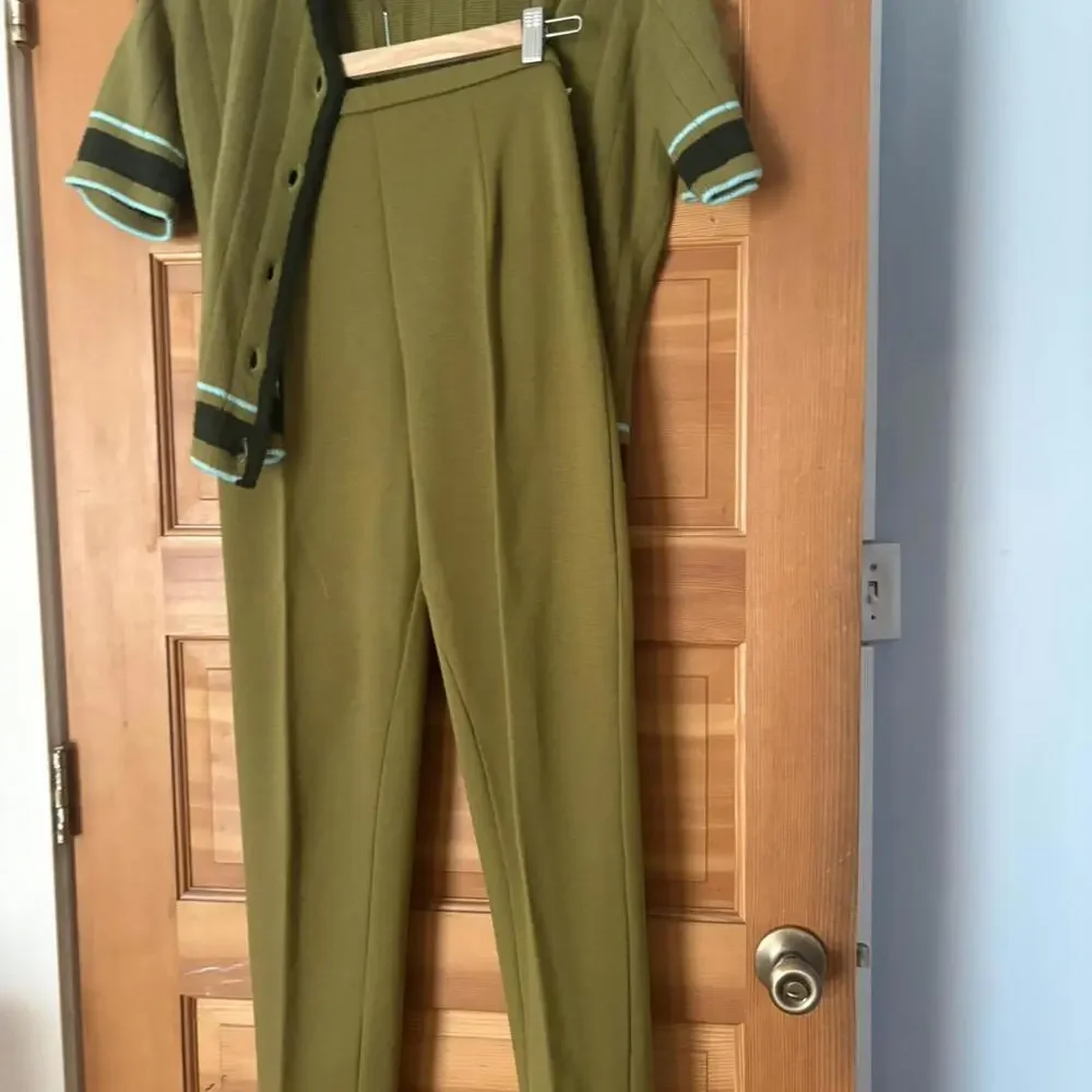 Rare matching two-piece knit set from Monarch‎ Knits